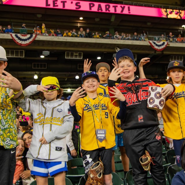 Kids at The Savannah Bananas game