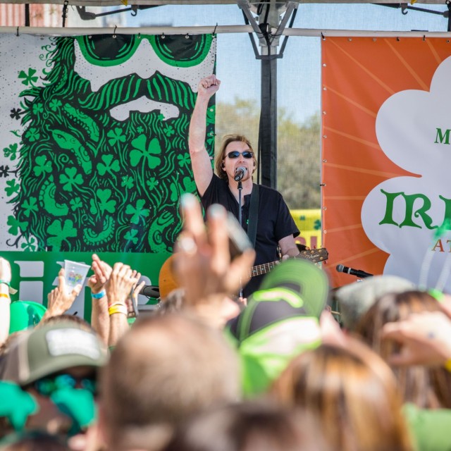 Enjoy live music during the Festival of St. Patrick in Savannah.  St. Patrick's Day in Savannah's City Market