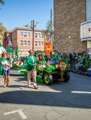 St. Patrick's Day in Chippewa Square St. Patrick's Day in Chippewa Square