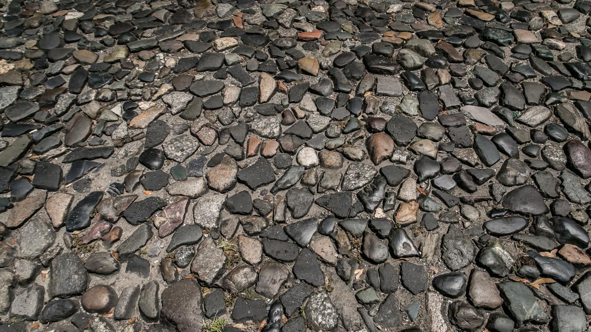 river-street-cobblestones.jpg