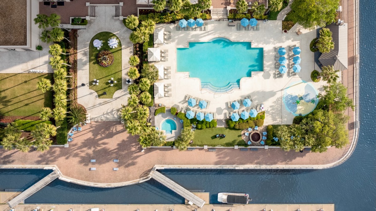 westin_drone_pool view_lauren_rubinstein_photography.jpg