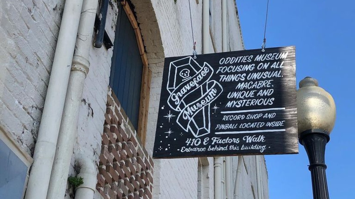 Savannah's Graveface Museum sign on Factor's Walk Savannah's Graveface Museum