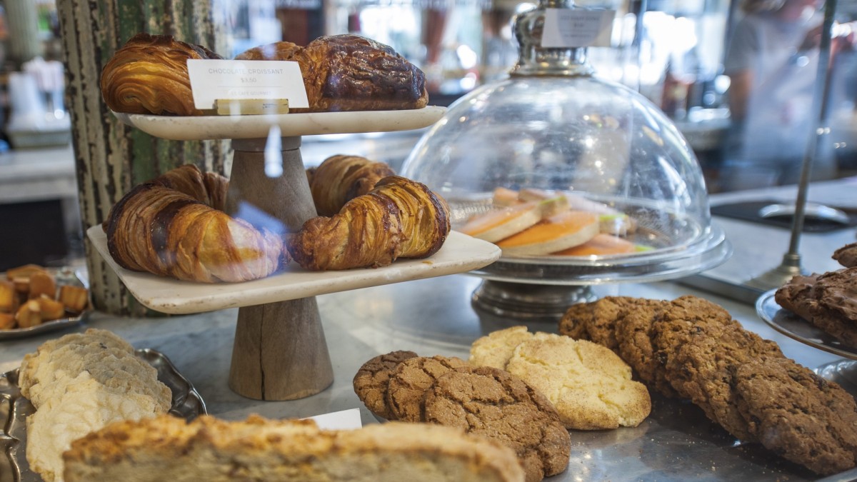 paris-market-food-pastries-geoff-johnson.jpg