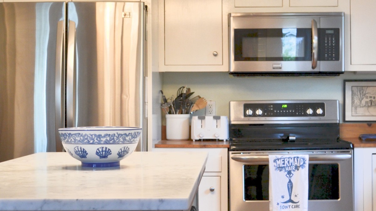 A Savannah kitchen A Savannah kitchen