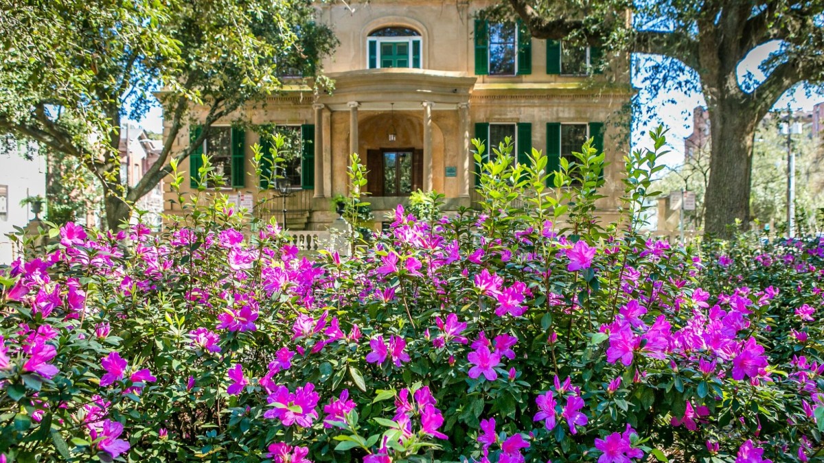 The Owens-Thomas House and Slave Quarters in Savannah, Georgia.