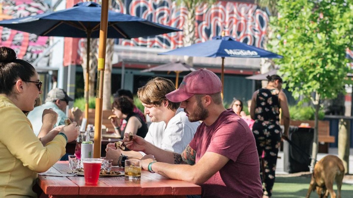 Outdoor diners at the Starland Yard in Savannah, Georgia