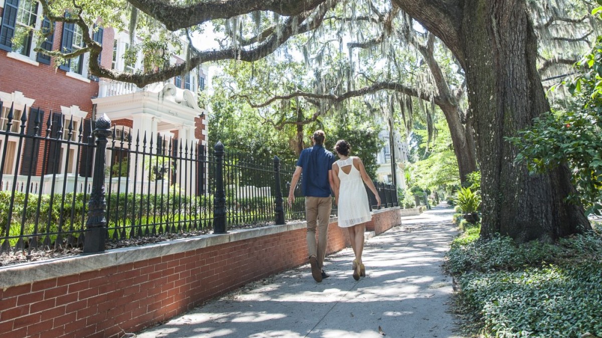 gaston-street-couple-walking.jpg