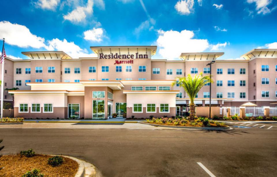 Savannah Airport Family Room Savannah Airport Family Room