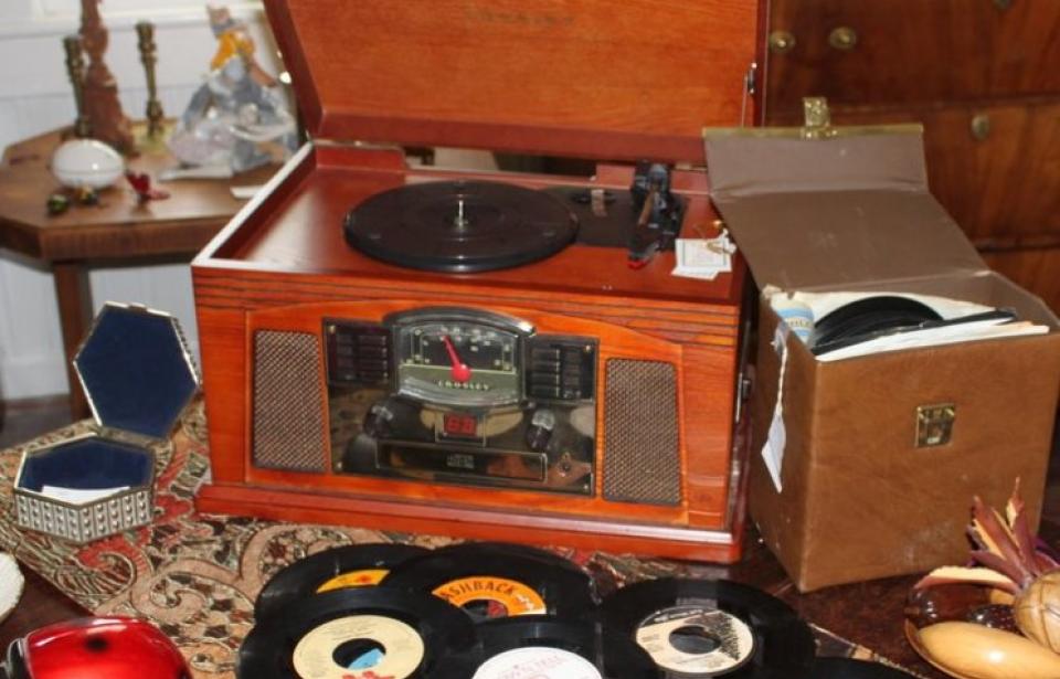 Victory Antiques and Collectibles Victory Antiques and Collectibles