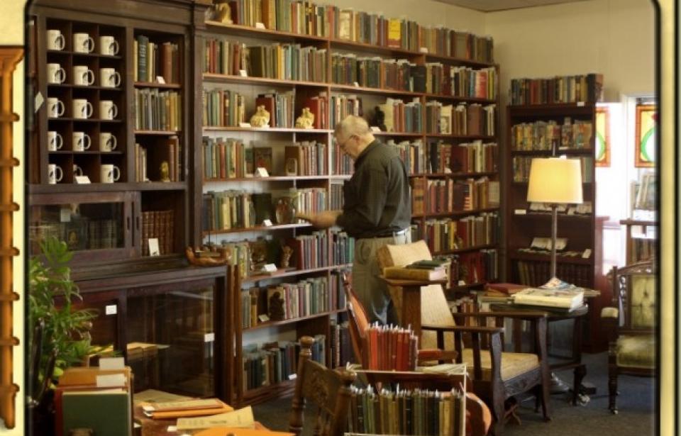 Books on Bay Books on Bay
