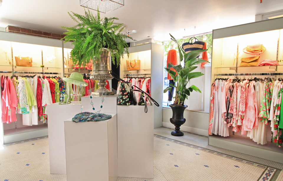 Carol's Savannah - Our boutique carries everything from beach wear to exquisite special occasion dressing, as well as a wide selection of magnificent jewelry. Carol's Savannah - Our boutique carries everything from beach wear to exquisite special occasion dressing, as well as a wide selection of magnificent jewelry.