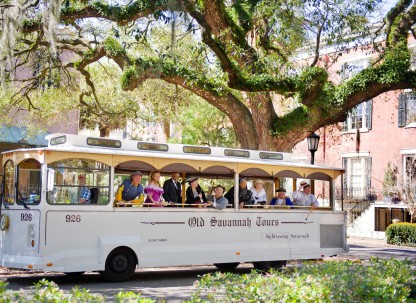 old-savannah-tours-trolley.jpg