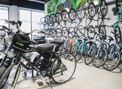 savannah on wheels shop_b.howard.jpg